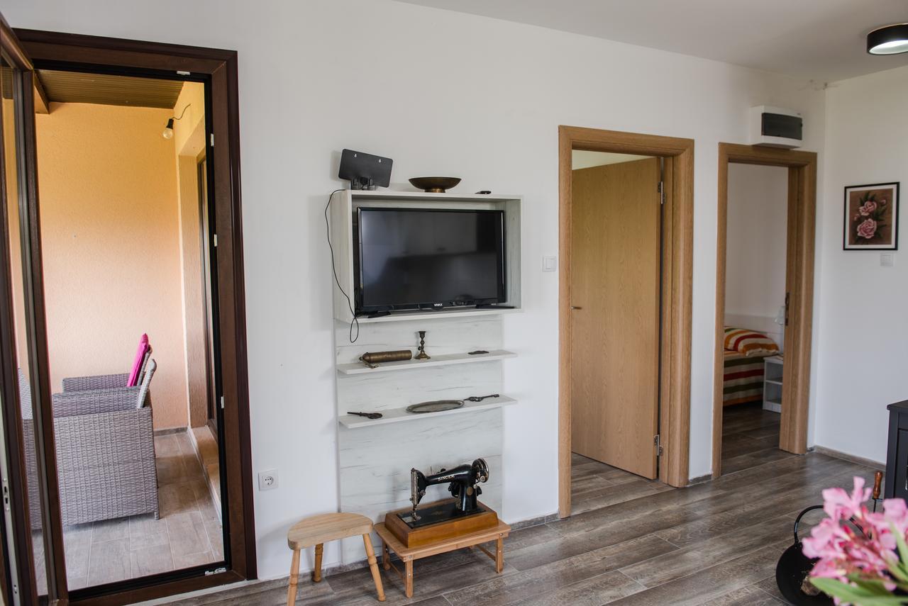 Sunset Holiday Home Tivat Exterior photo